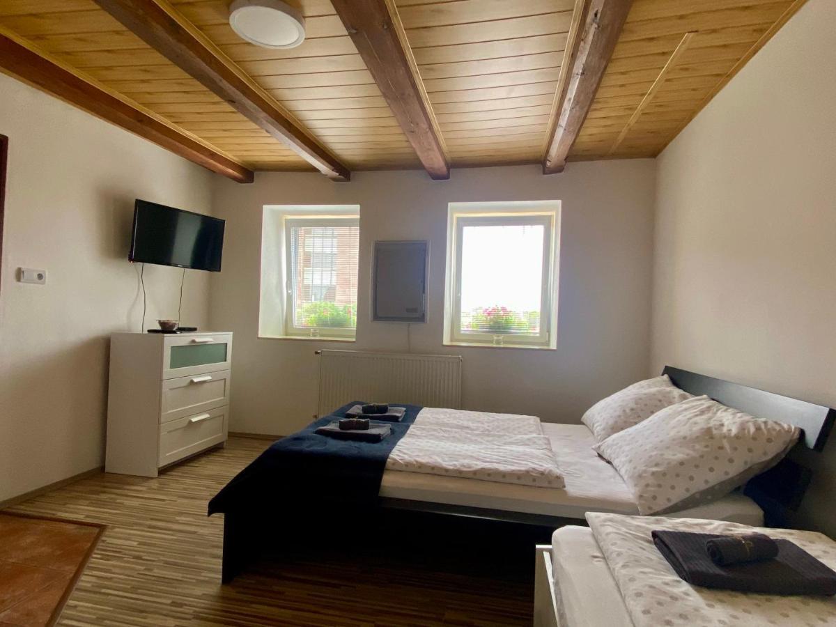 Ubytování GM Znojmo Esterno foto